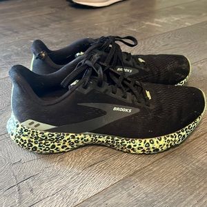 Brooks cheetah running shoes